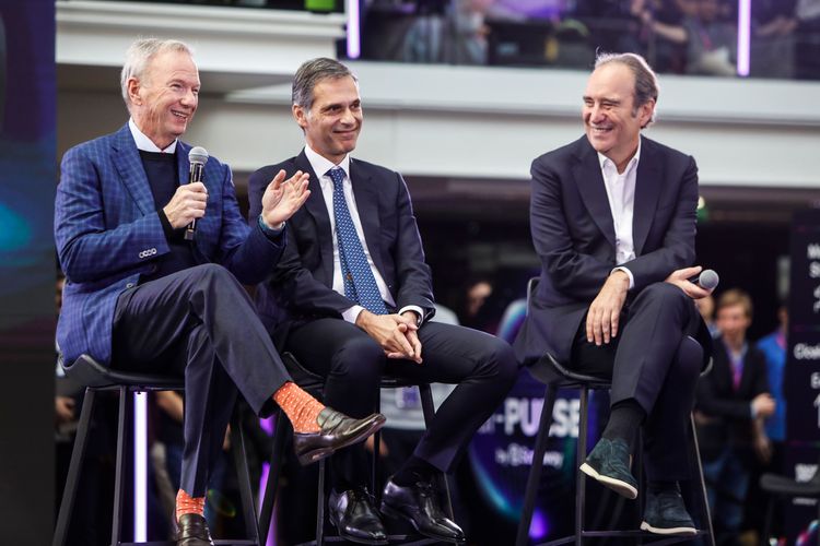 Talent flight: how Xavier Niel wants to bring French AI geniuses back into the fold